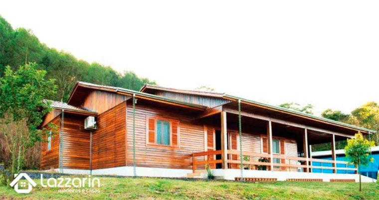 Casa de madeira com 205m²