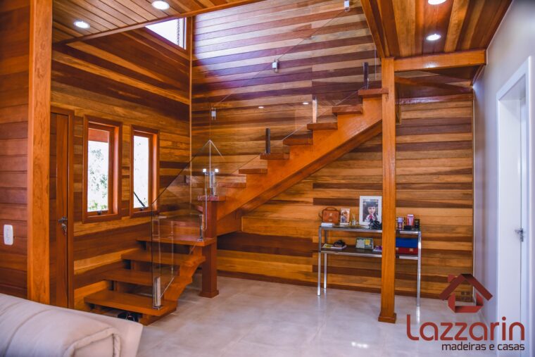 Como fazer escada de madeira simples: veja um passo a passo